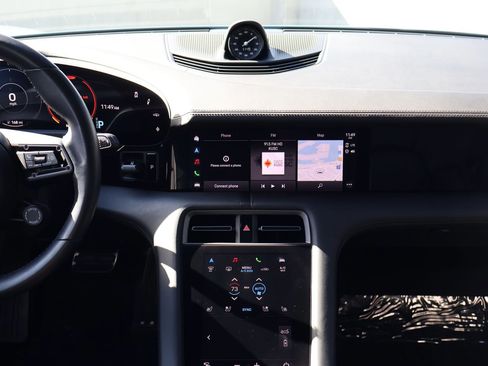 Certified 2023 Porsche Taycan GTS image 20