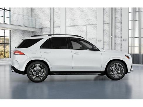 New 2026 Mercedes-Benz GLE 450 4MATIC image 17