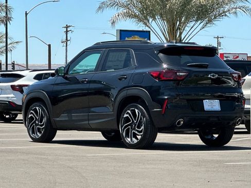 New 2026 Chevrolet TrailBlazer RS w/ Driver Confidence Package FWD image 6