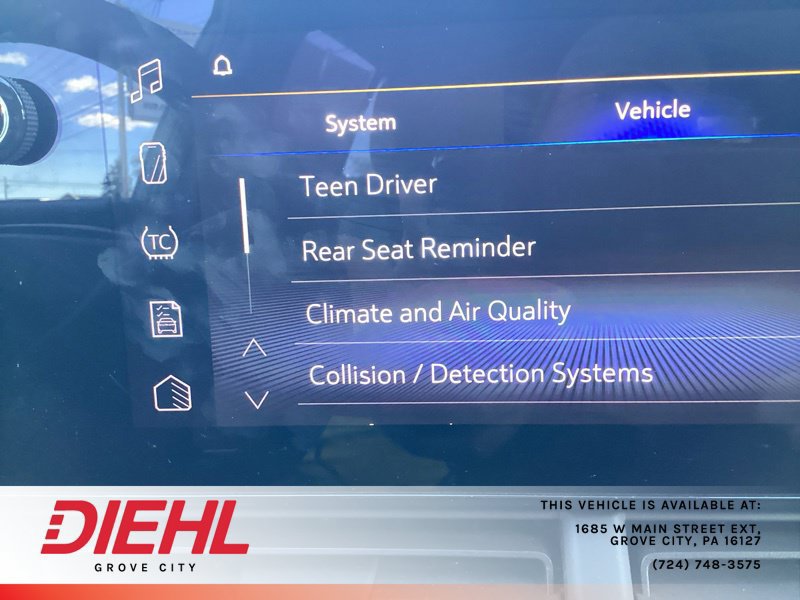 Used 2025 Chevrolet Trax RS w/ Driver Confidence Package FWD image 37