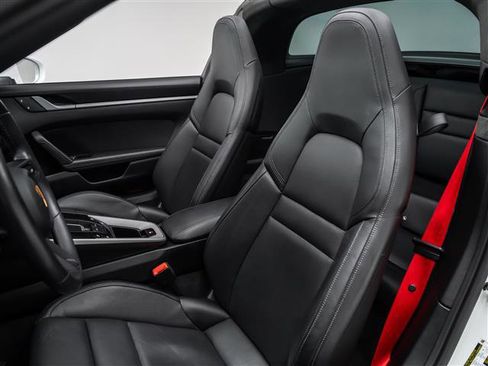 Used 2022 Porsche 911 Targa 4S image 12