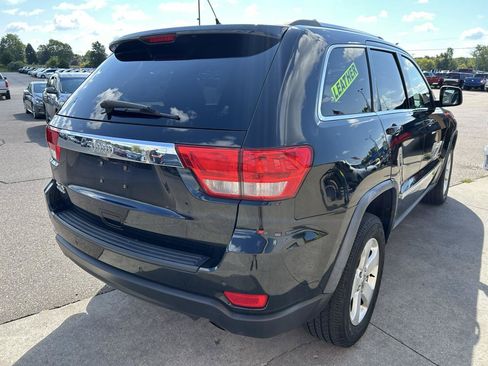 Used 2012 Jeep Grand Cherokee Laredo AWD/4WD image 5