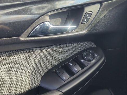 Used 2025 Chevrolet TrailBlazer LT image 13