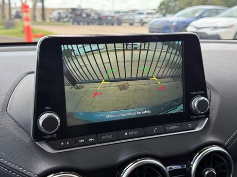 Used 2025 Nissan Sentra SV image 24