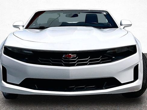Used 2019 Chevrolet Camaro LT RWD image 3