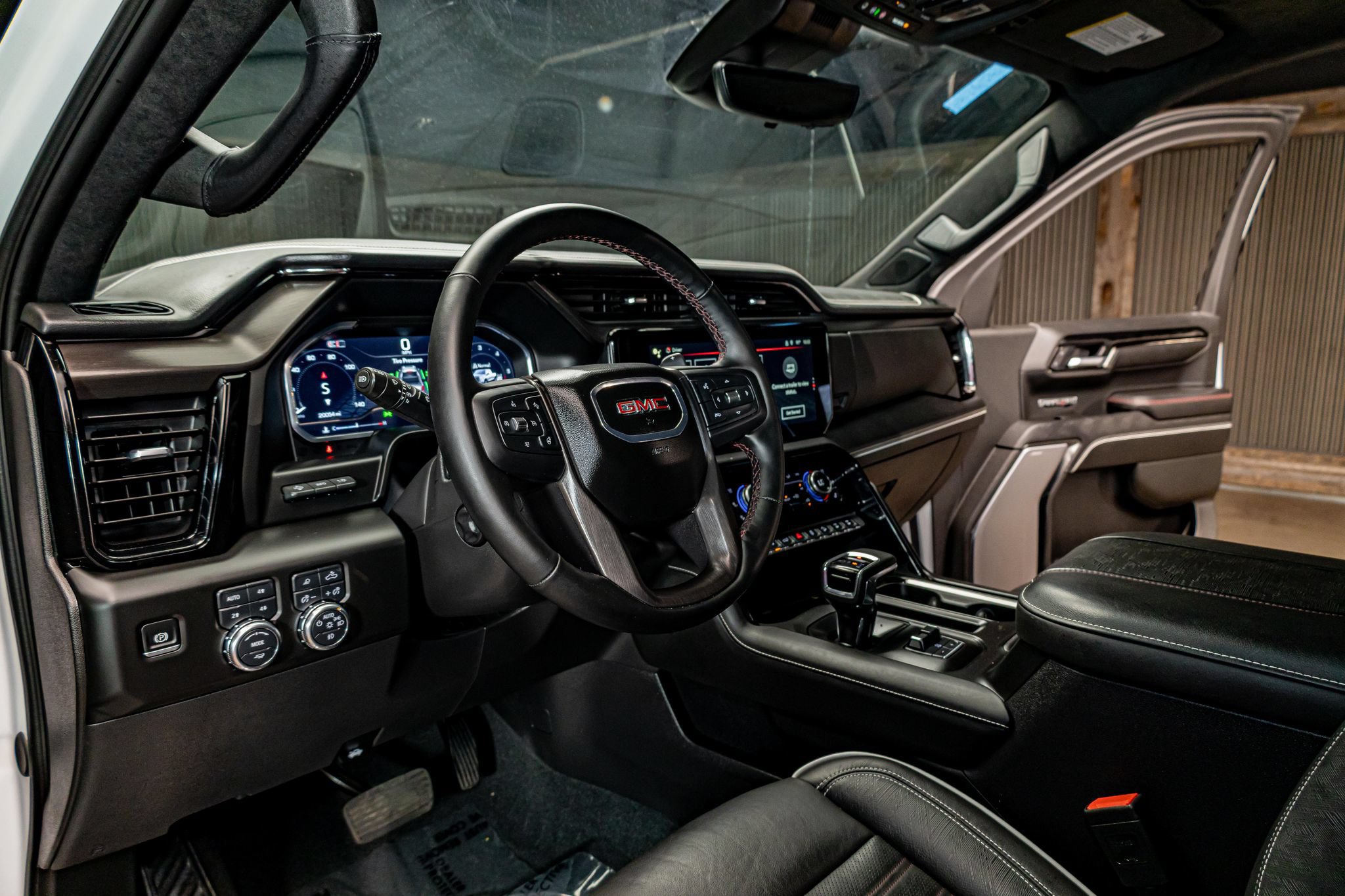 Used 2025 GMC Sierra 1500 AT4X AWD/4WD image 14