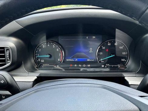 Used 2020 Ford Explorer XLT w/ Equipment Group 202A AWD/4WD image 13