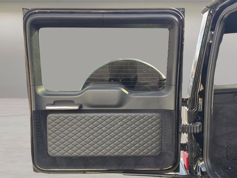 Used 2023 Mercedes-Benz G 550 image 27
