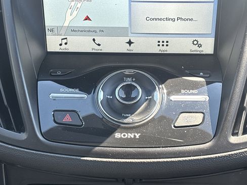 Used 2017 Ford Escape Titanium AWD/4WD image 8