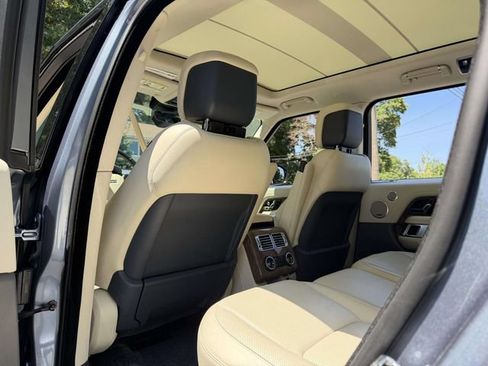 Used 2019 Land Rover Range Rover HSE AWD/4WD image 21