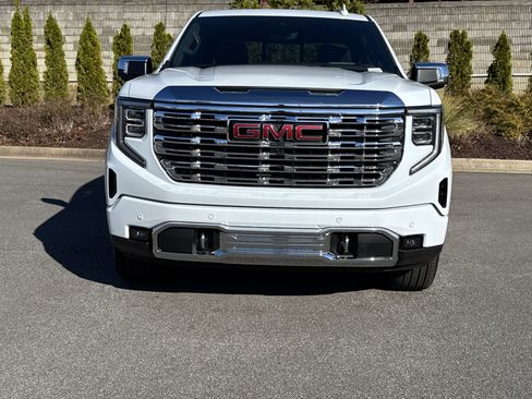 New 2026 GMC Sierra 1500 Denali image 3