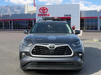 Used 2022 Toyota Highlander XLE AWD/4WD video 2