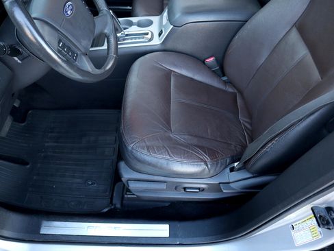 Used 2010 Ford Edge Limited image 35