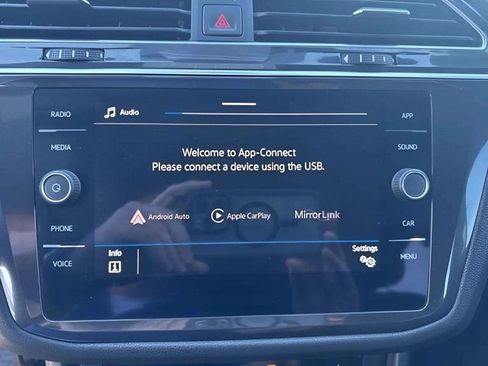 Certified 2023 Volkswagen Tiguan SE R-Line image 24