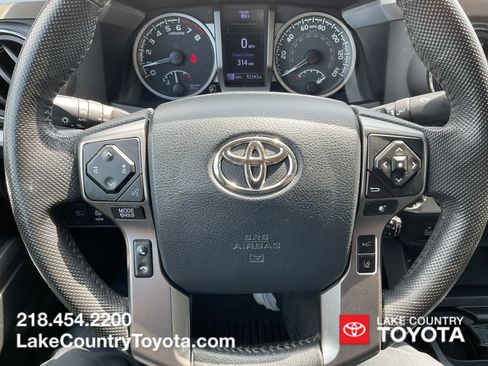 Used 2020 Toyota Tacoma Limited AWD/4WD image 30