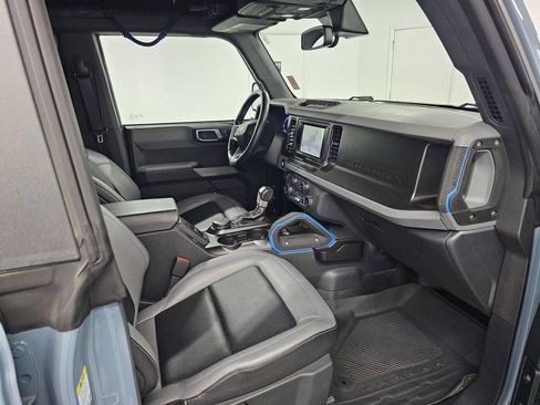 Used 2022 Ford Bronco Black Diamond AWD/4WD image 25