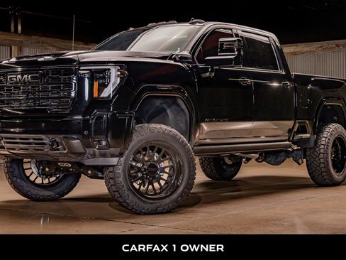 Used 2025 GMC Sierra 2500 AT4 w/ AT4 Premium Plus Package image 5