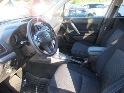 Used 2015 Subaru Forester 2.5i Premium w/ All-Weather Package AWD/4WD image 16