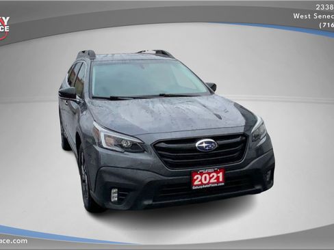 Used 2021 Subaru Outback Onyx Edition XT image 3