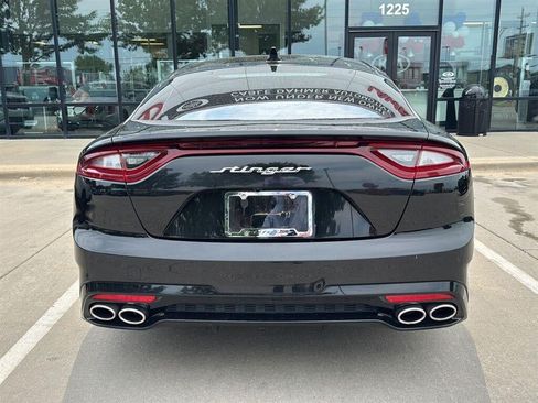 Used 2019 Kia Stinger GT2 AWD/4WD image 4