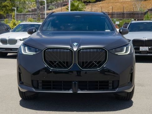 New 2026 BMW X3 xDrive30 w/ M Sport Package AWD/4WD image 3