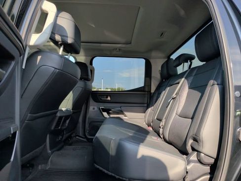 Used 2024 Toyota Tundra Limited AWD/4WD image 23