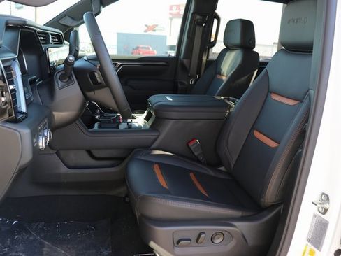 New 2026 GMC Sierra 2500 AT4 w/ AT4 Premium Plus Package image 18
