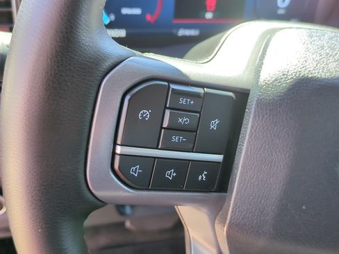 Used 2025 Ford F250 Lariat AWD/4WD image 19