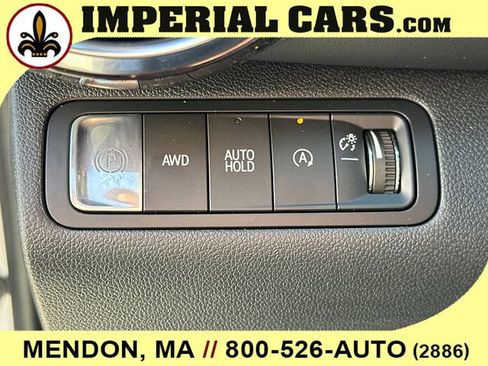 New 2026 Chevrolet Equinox LT w/ LPO, Floor Liner Package AWD/4WD image 21