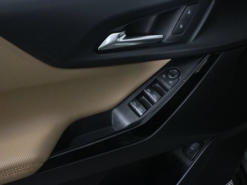 Used 2026 Chevrolet Equinox ACTIV w/ Safety and Technology Package AWD/4WD image 6