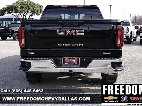 New 2026 GMC Sierra 1500 SLT image 6