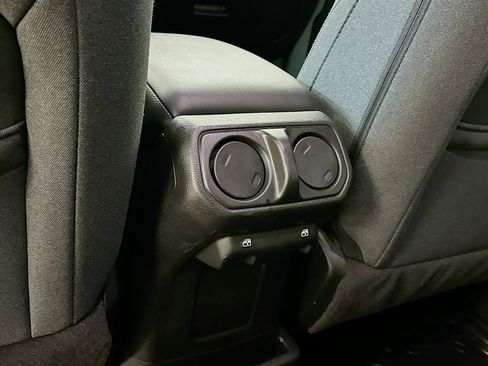 Used 2025 Jeep Wrangler Willys image 27