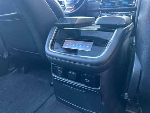 Used 2023 Lincoln Navigator L 4WD image 36