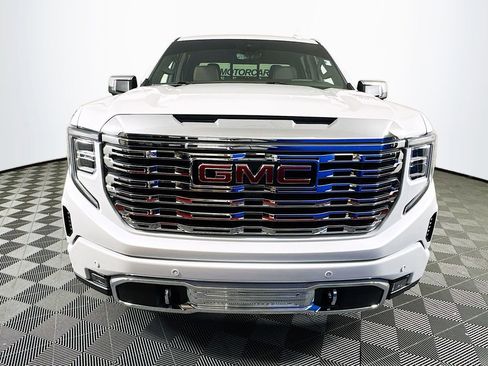 Used 2023 GMC Sierra 1500 Denali w/ Technology Package image 2