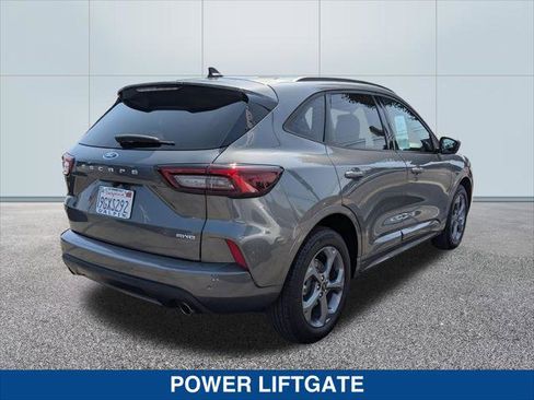Certified 2023 Ford Escape ST-Line Select w/ Tech Pack #2 AWD/4WD image 5
