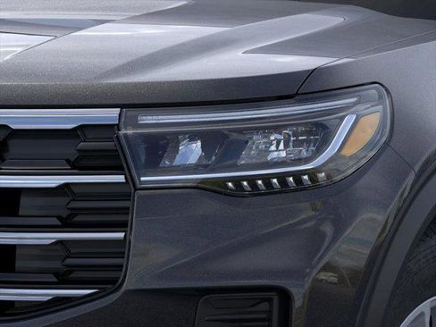 New 2026 Ford Explorer Active AWD/4WD image 18