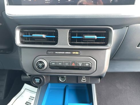 Used 2025 Ford Maverick XLT w/ Equipment Group 302A image 20