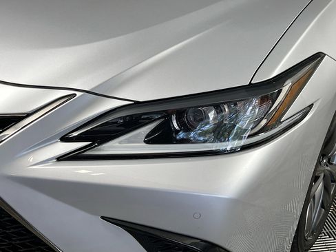 Used 2021 Lexus ES 350 F Sport w/ Accessory Package 2 FWD image 12
