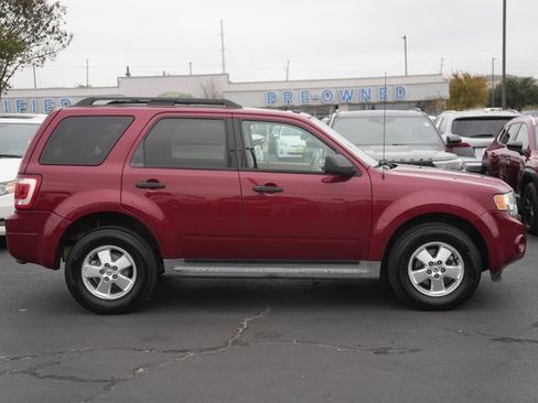 Used 2011 Ford Escape XLT w/ 203A Rapid Spec Order Code image 5