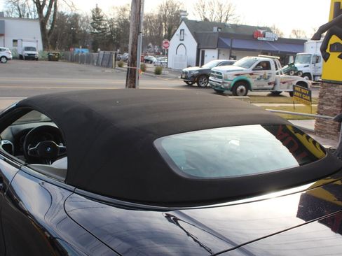 Used 2022 BMW 840i xDrive Convertible w/ Driving Assistance Package image 36