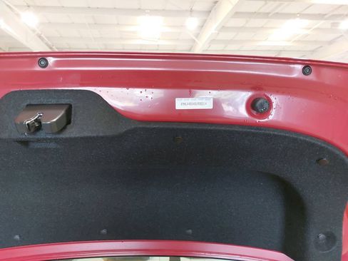 Certified 2025 Hyundai Elantra Limited FWD image 14