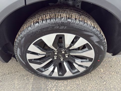 New 2026 Ford Explorer Platinum w/ LUX Leather Package image 9