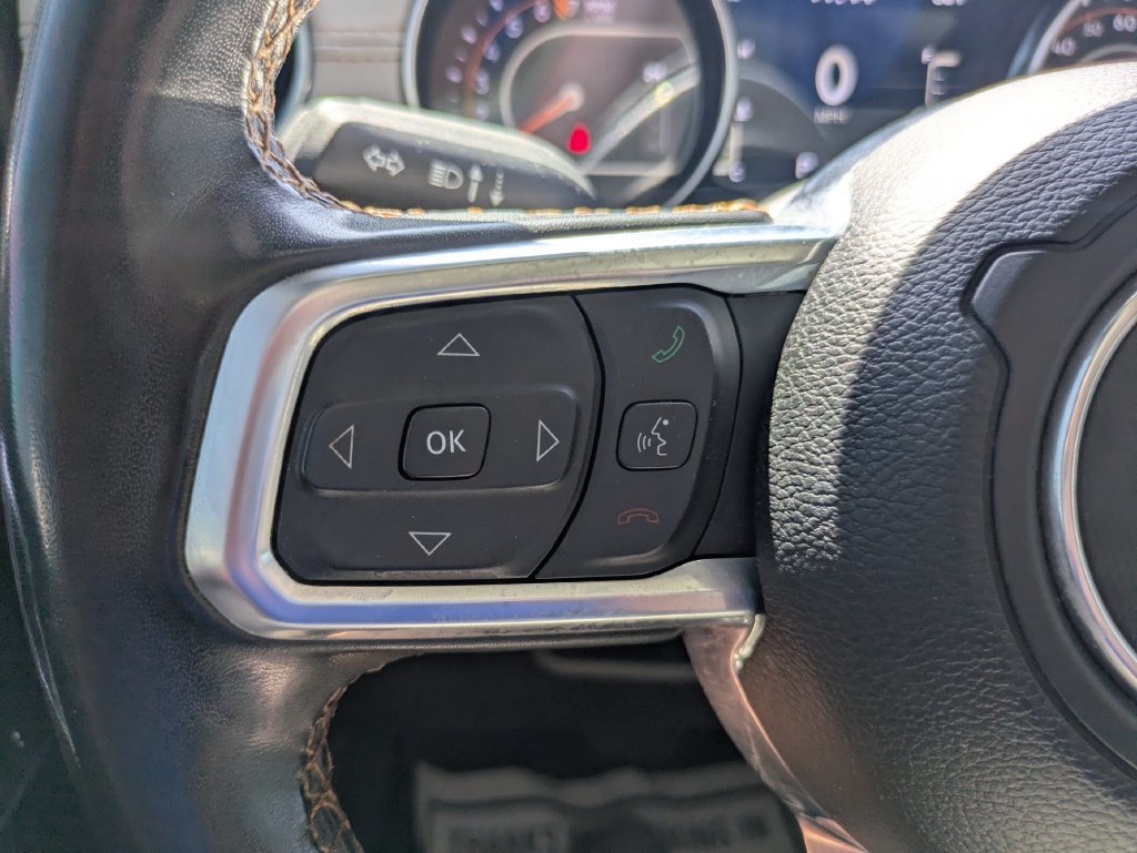 Used 2023 Jeep Gladiator Overland AWD/4WD image 12