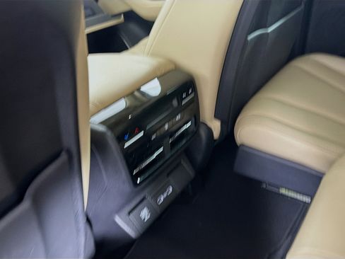 Used 2023 Acura MDX SH-AWD image 27
