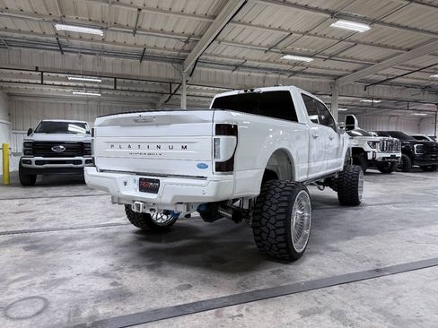 Used 2020 Ford F350 Platinum w/ FX4 Off-Road Package AWD/4WD image 3