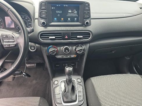 Used 2018 Hyundai Kona SEL AWD/4WD image 5