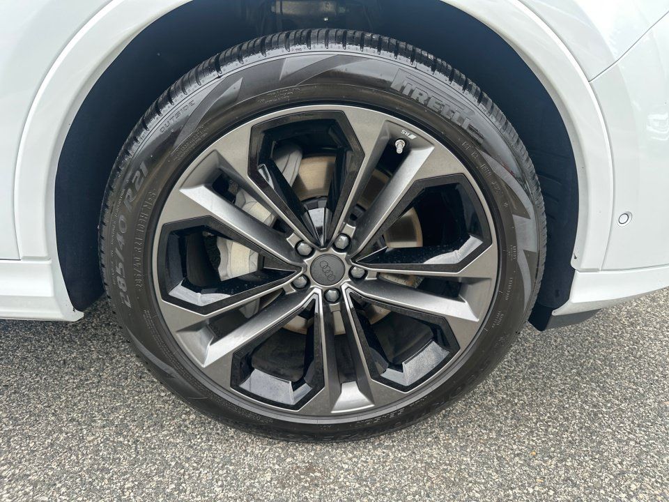 Certified 2026 Audi Q7 3.0T Premium Plus AWD/4WD image 25