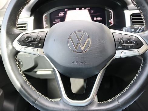 Used 2023 Volkswagen Atlas SEL AWD/4WD image 22