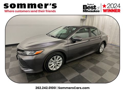 Used 2019 Toyota Camry LE image 7