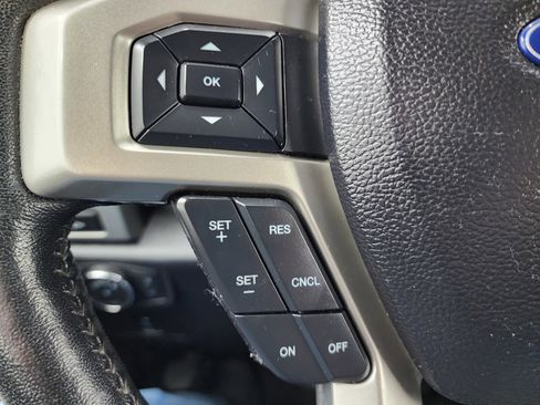 Used 2020 Ford F350 Lariat image 18